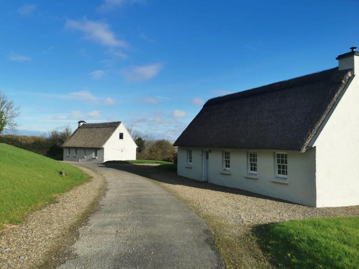 Corofin Lake Cottages 외부 사진